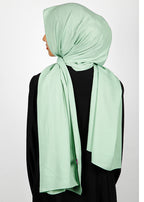 BeingMuslims Rich Malaysian Georgette Pista Hijab