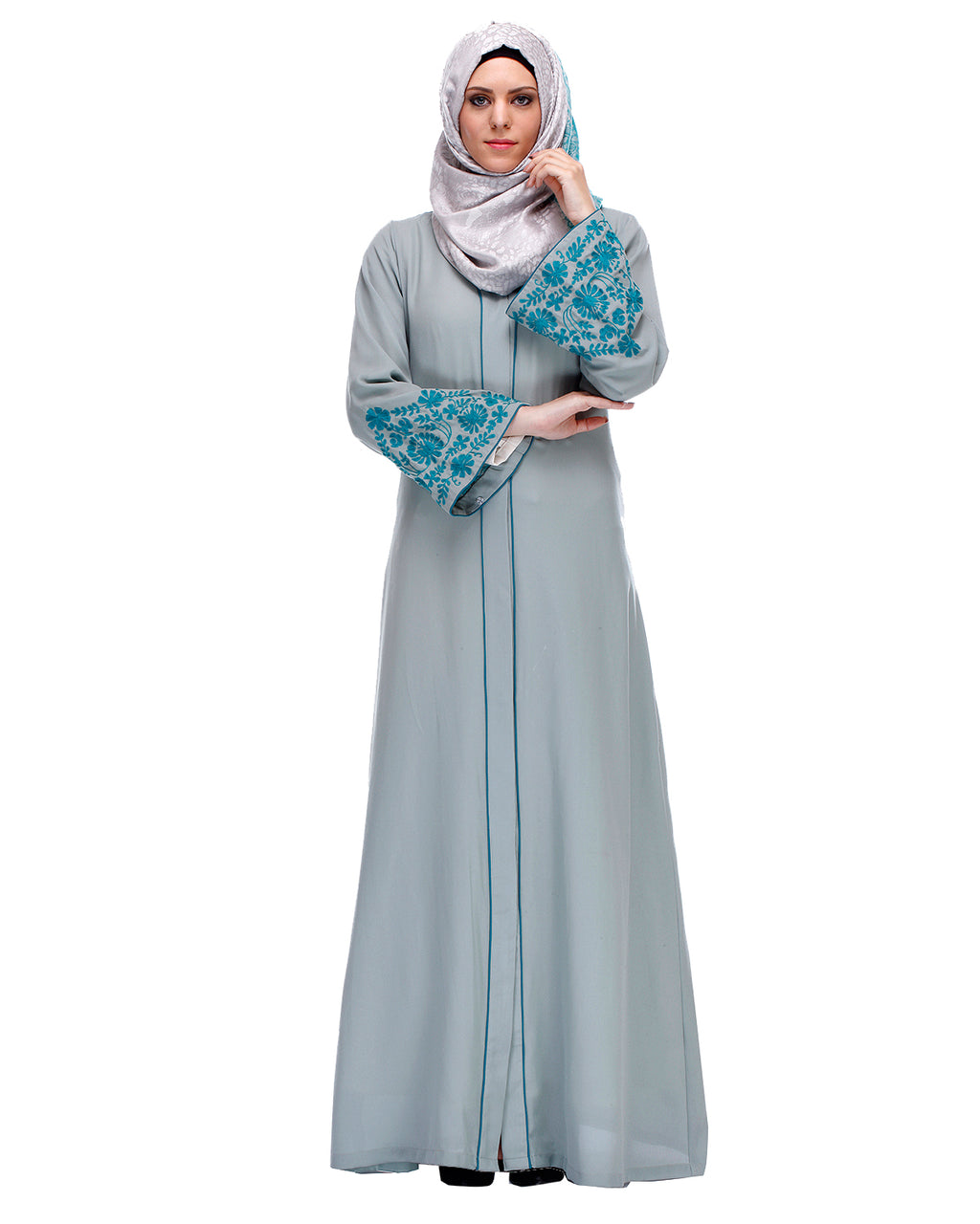 Sophisticated Abaya With Thread Embroidery