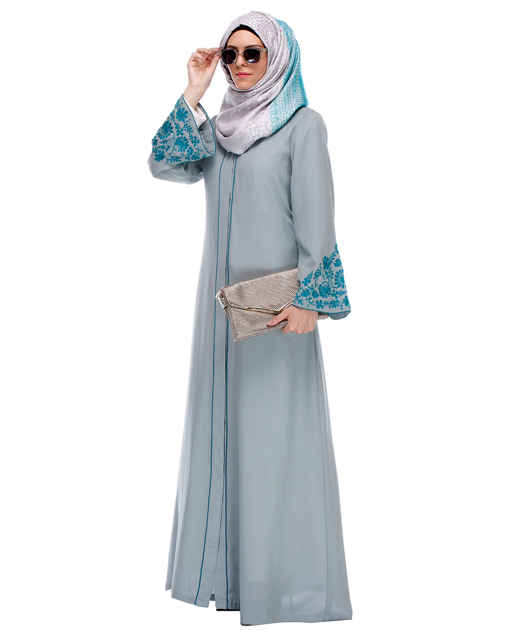 Sophisticated Abaya With Thread Embroidery