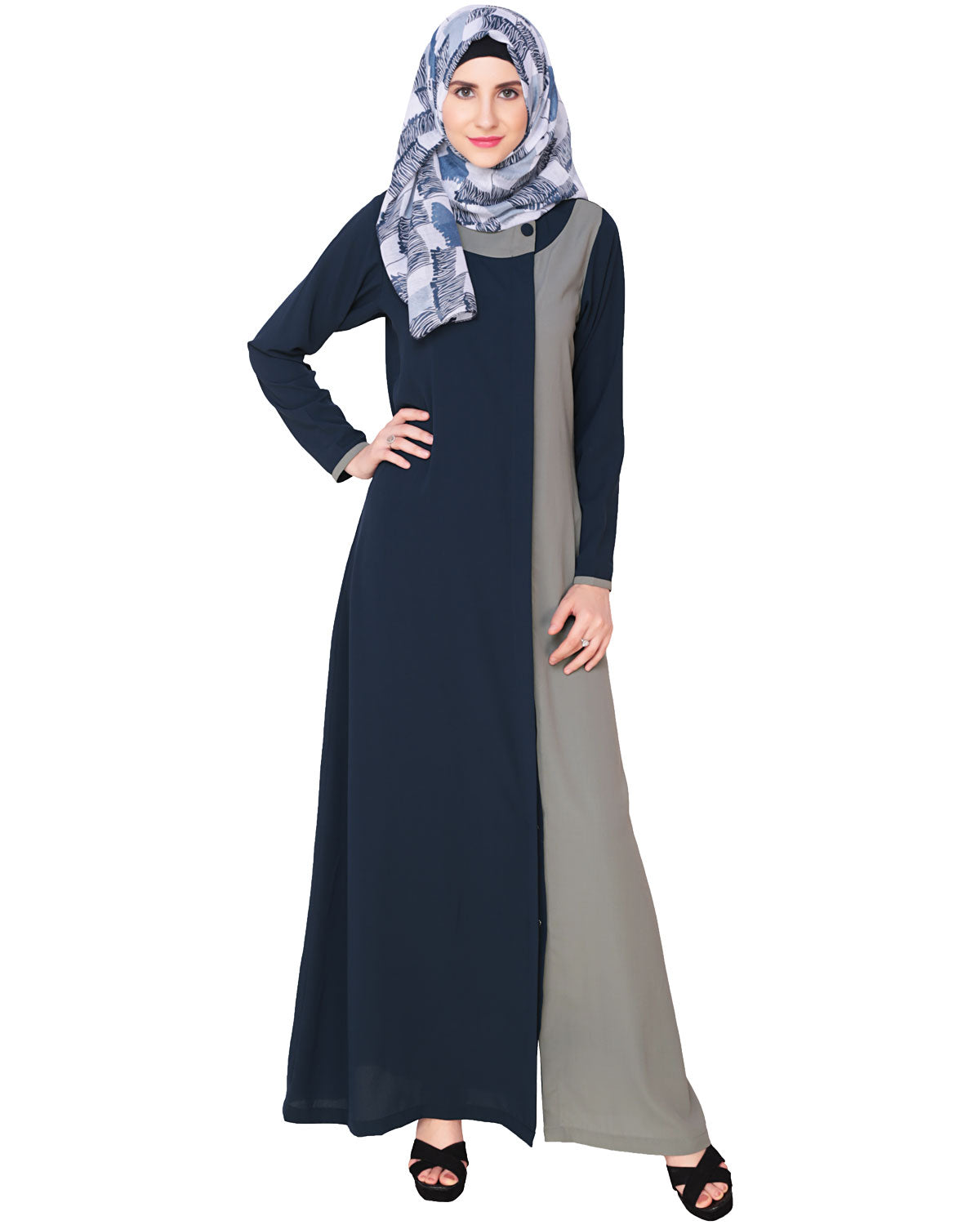 Sophisticated Panel Abaya