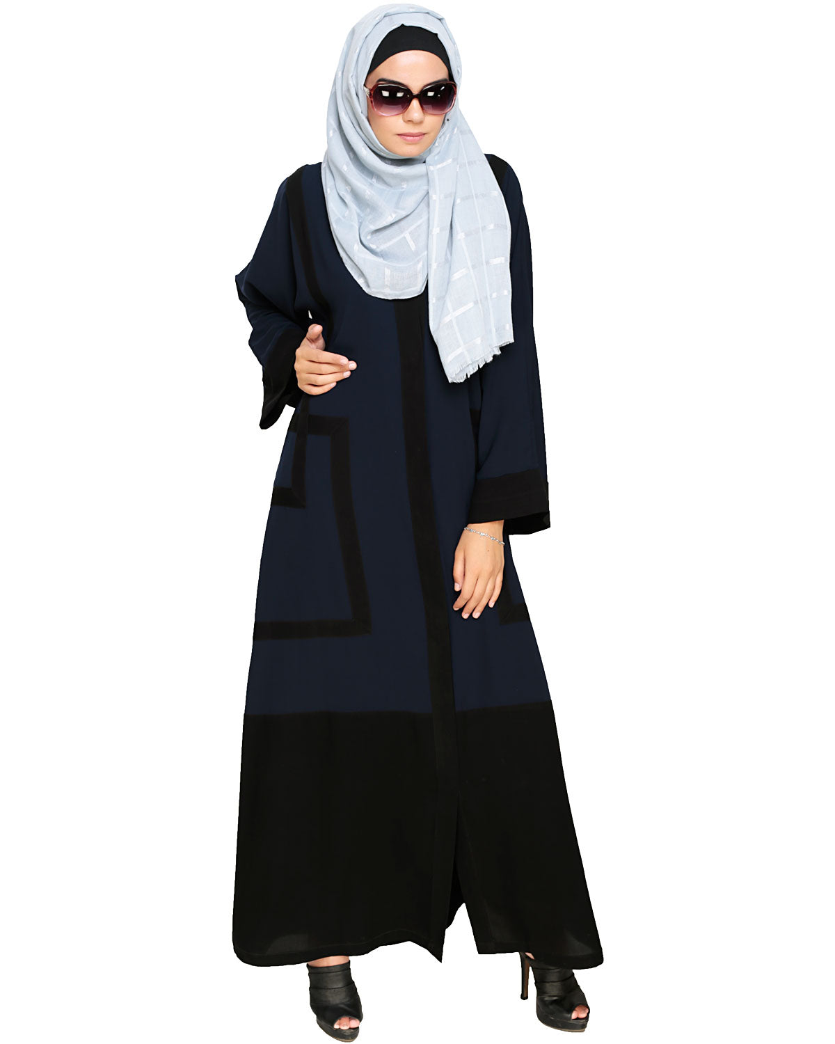 Quirky Dubai Style Abaya with detailing