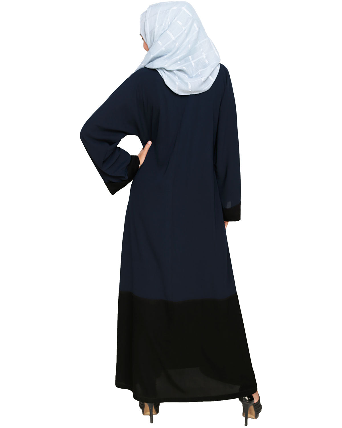 Quirky Dubai Style Abaya with detailing