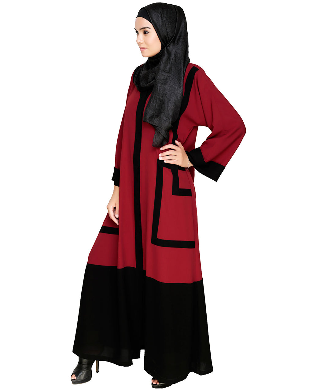 Quirky Dubai Style Abaya with detailing