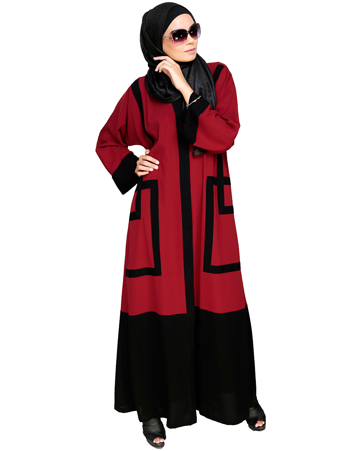 Quirky Dubai Style Abaya with detailing
