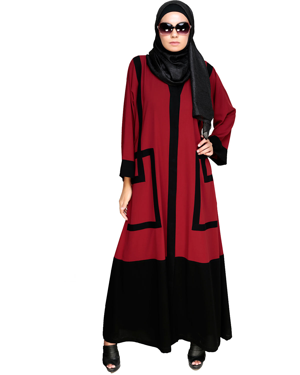 Quirky Dubai Style Abaya with detailing