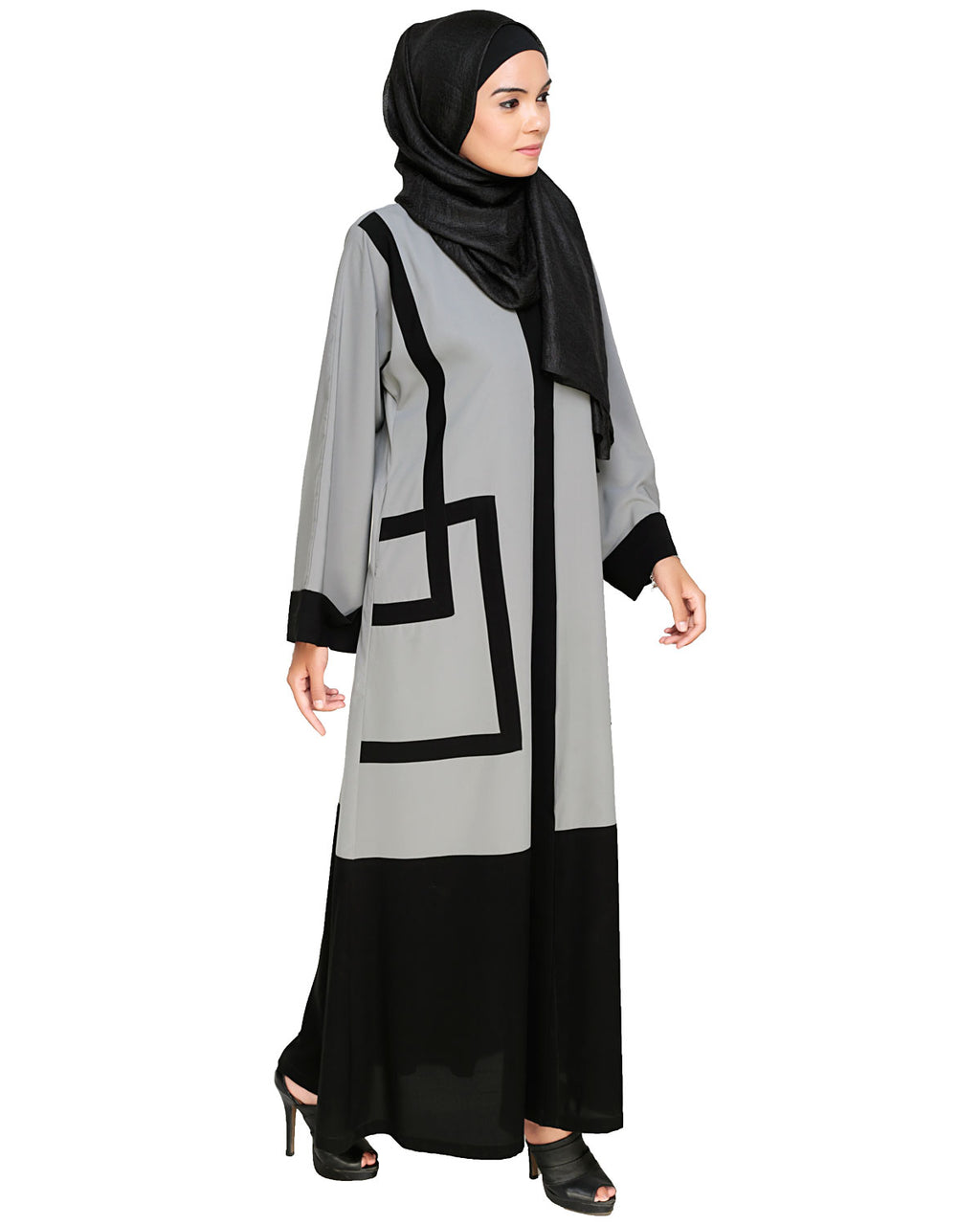 Quirky Dubai Style Abaya with detailing