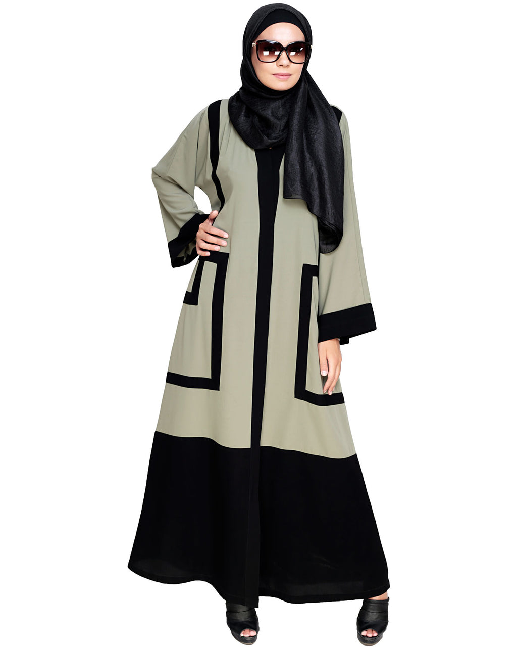 Quirky Dubai Style Abaya with detailing