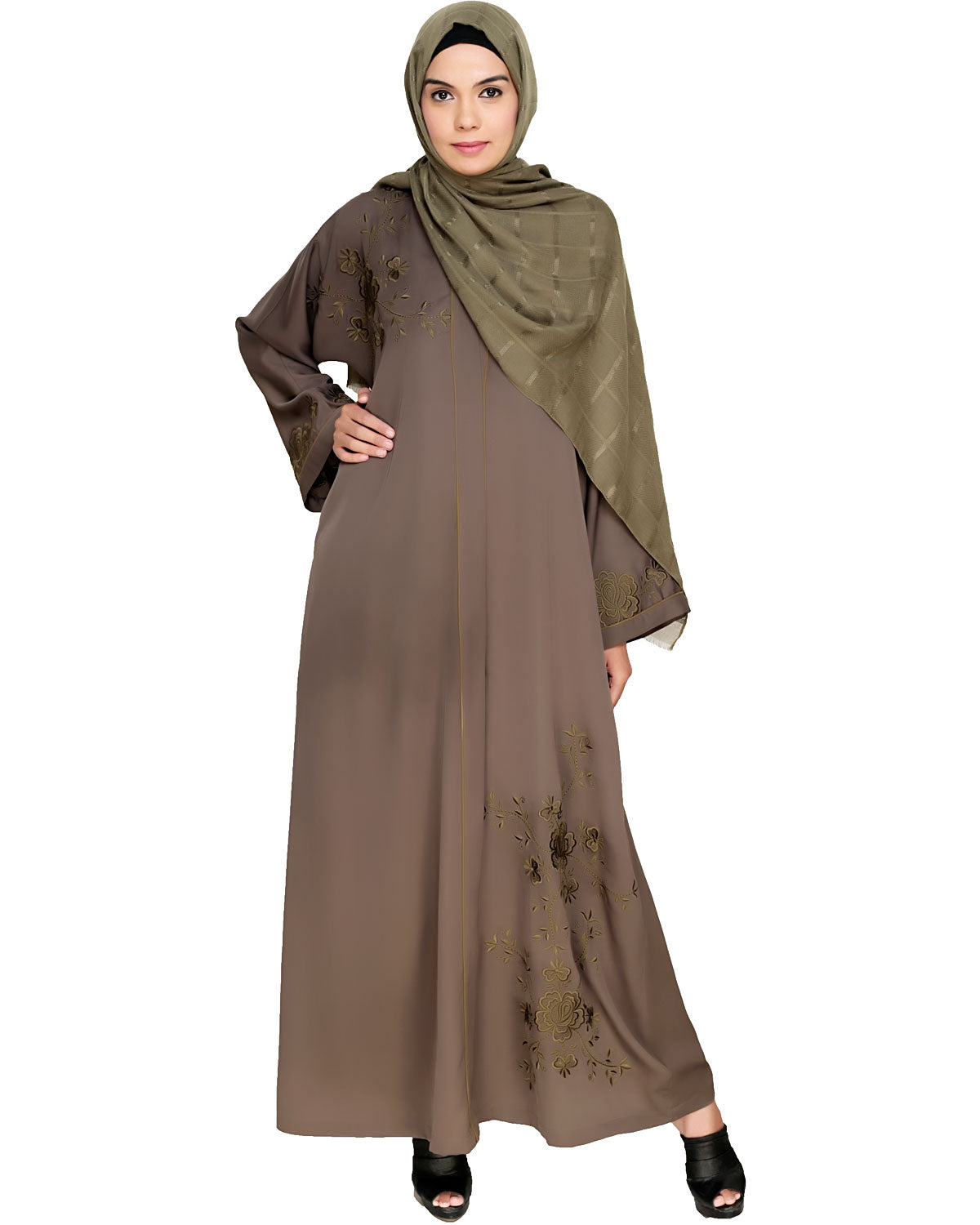 Botanical Embroidered Dubai Style Abaya