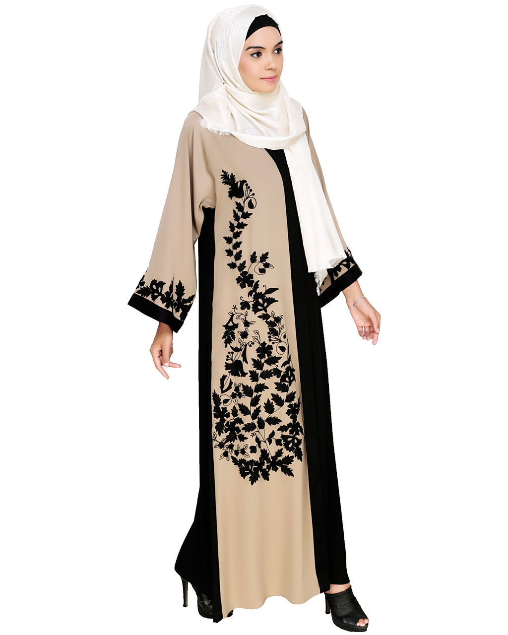 Wanderlust Embroidery Dubai Style Abaya