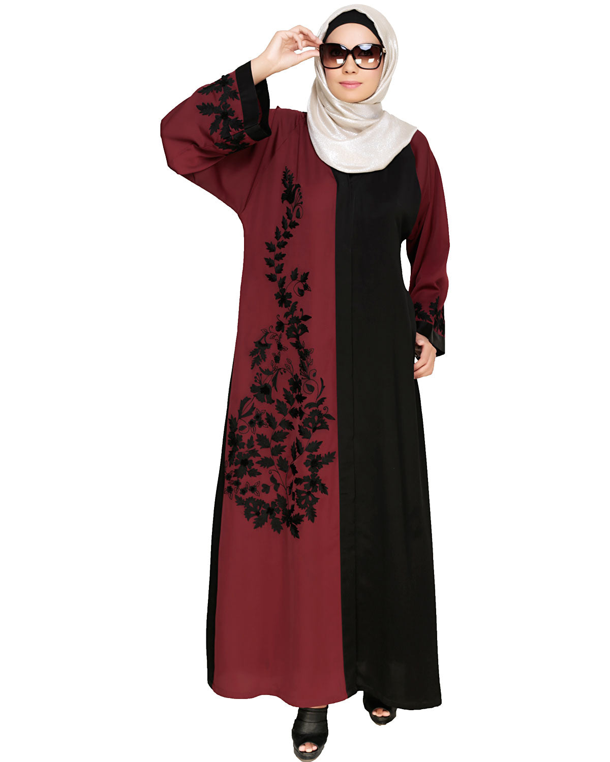 Wanderlust Embroidery Dubai Style Abaya