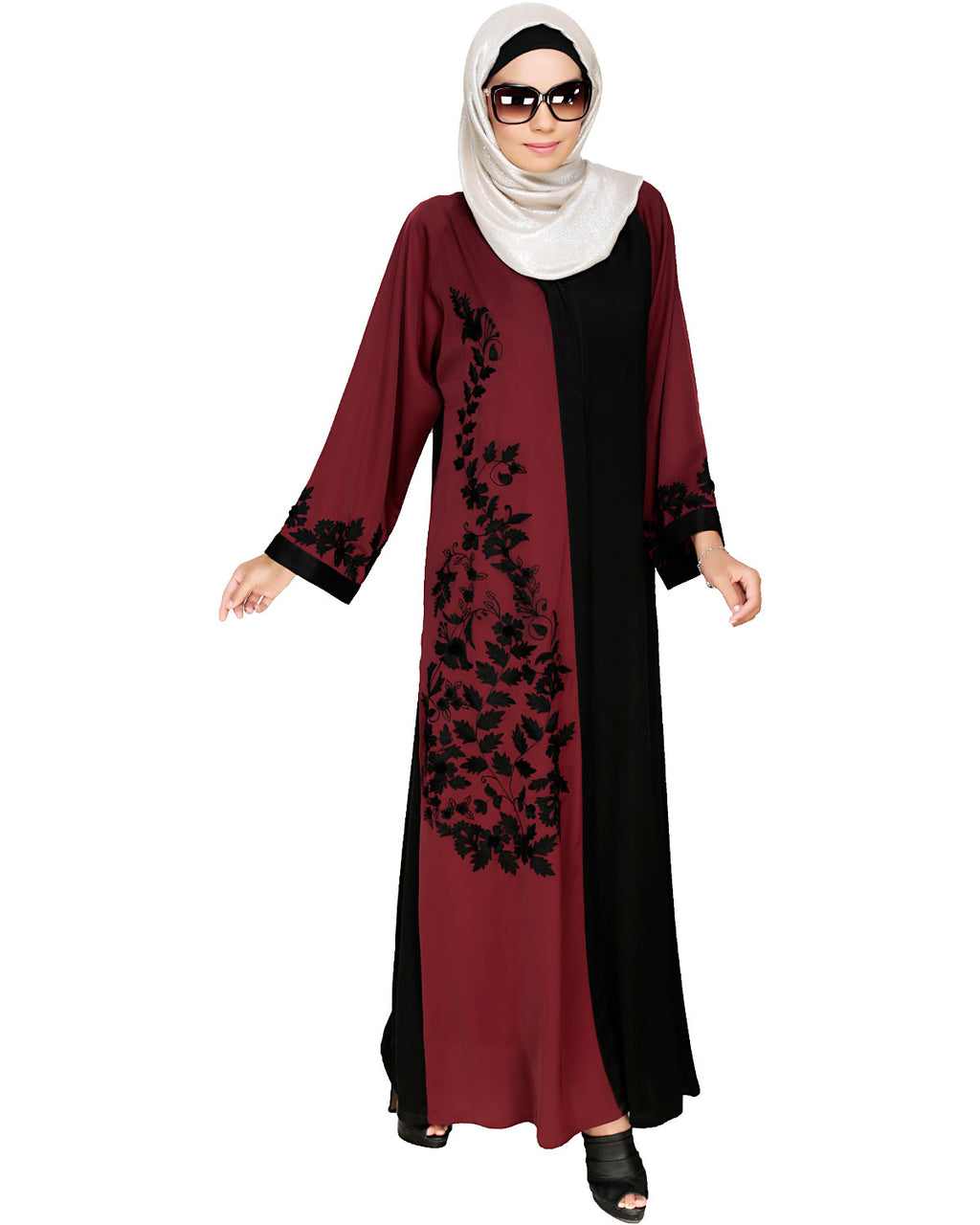 Wanderlust Embroidery Dubai Style Abaya
