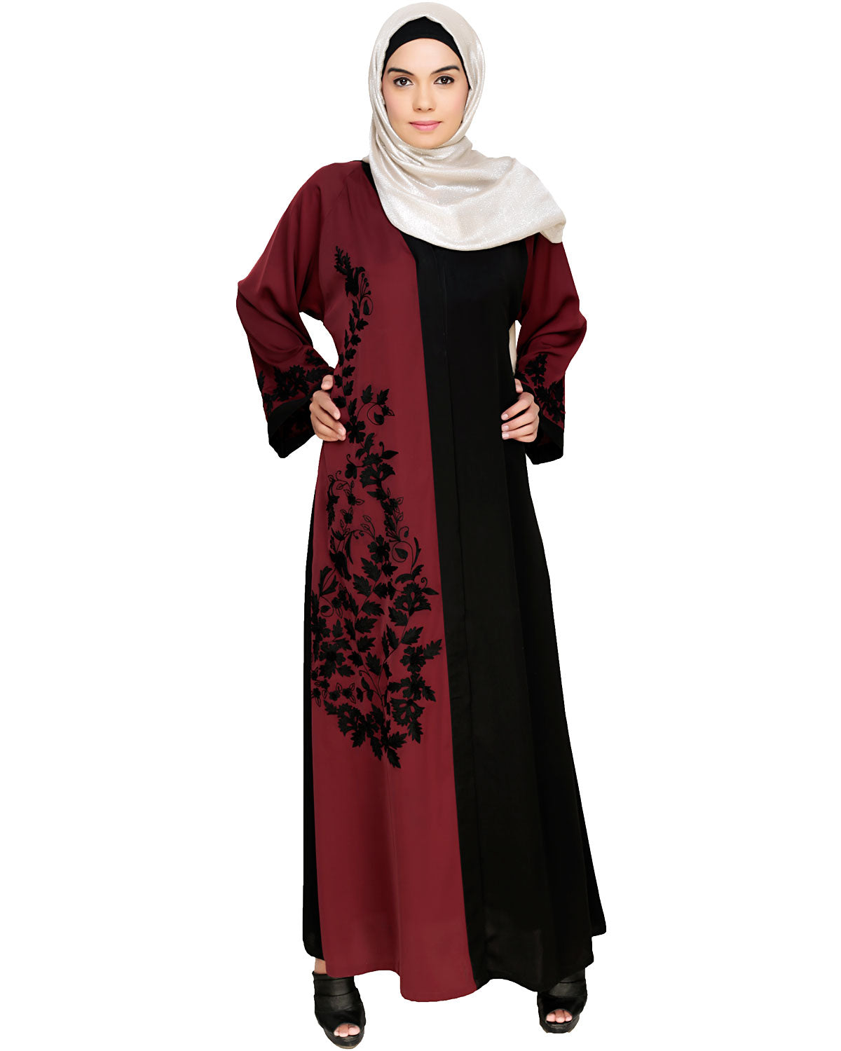 Wanderlust Embroidery Dubai Style Abaya