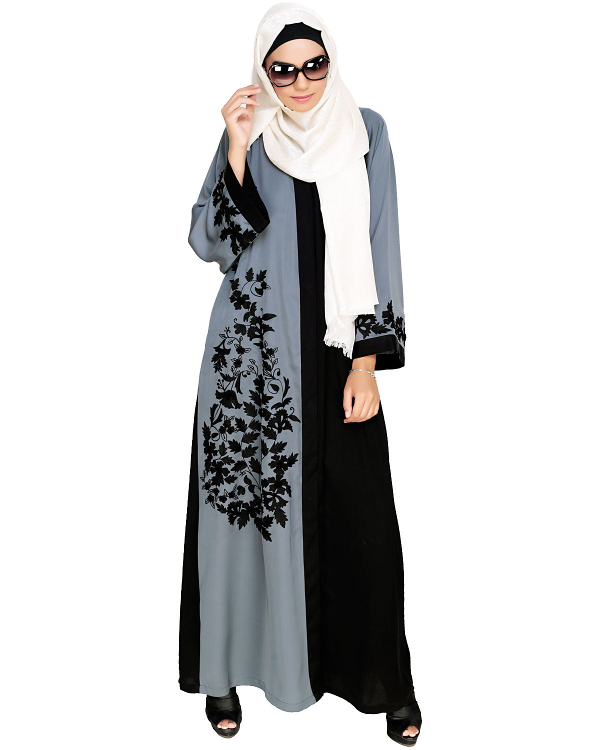 Wanderlust Embroidery Dubai Style Abaya