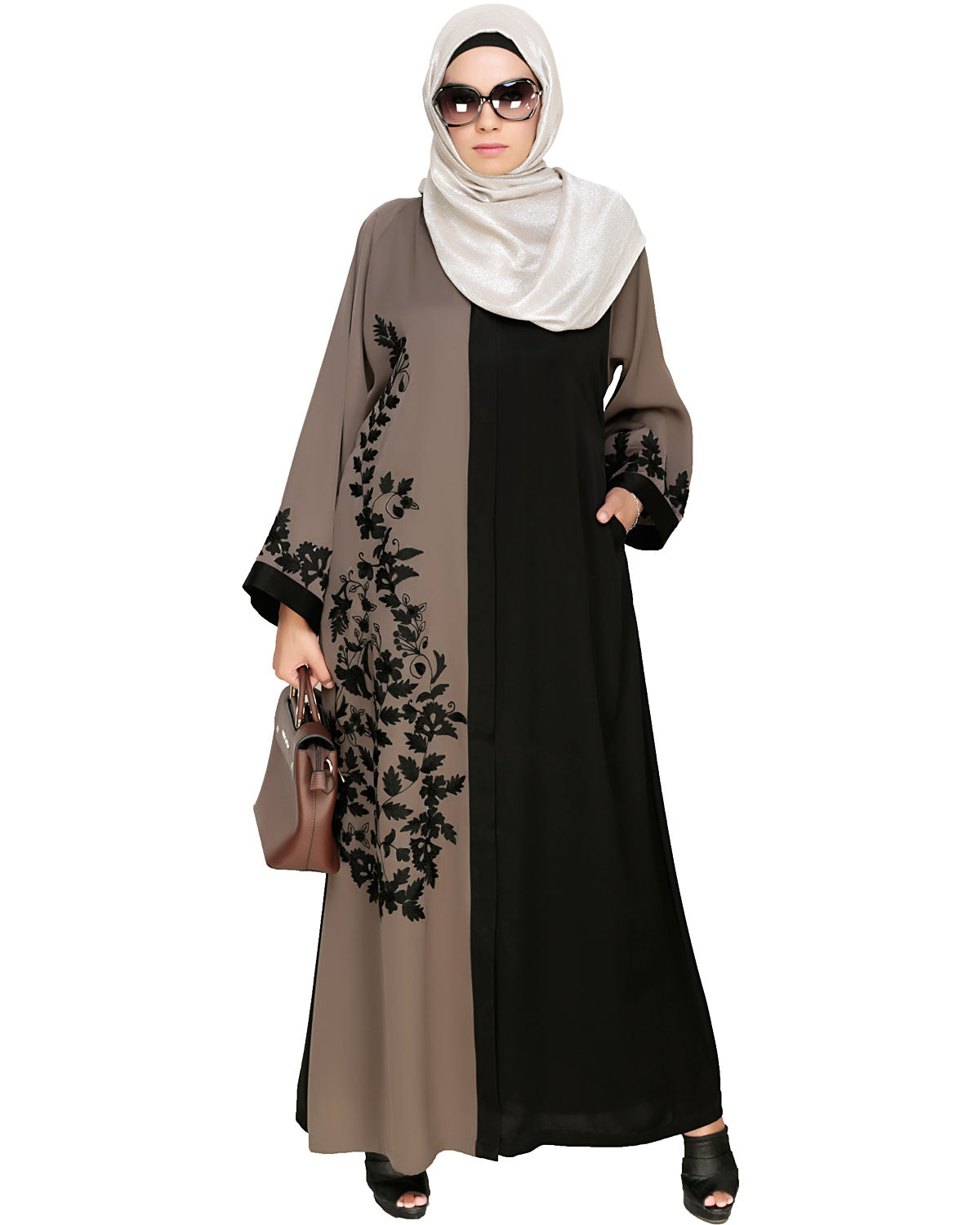 Wanderlust Embroidery Dubai Style Abaya