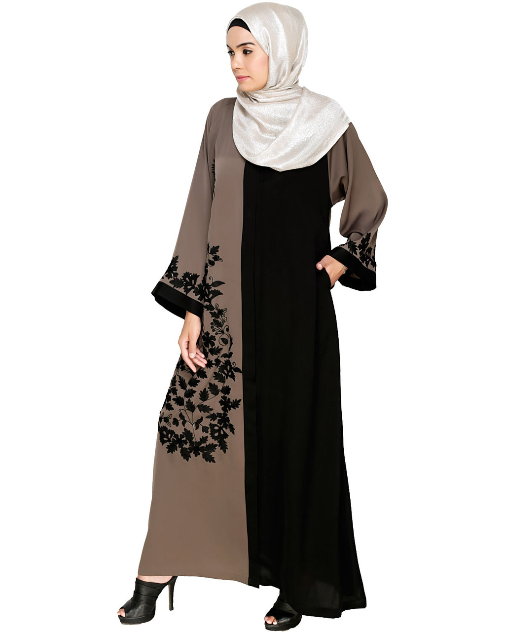 Wanderlust Embroidery Dubai Style Abaya