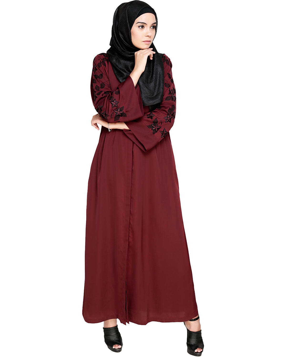 Alluring Floral Embroidery Dubai Style Abaya