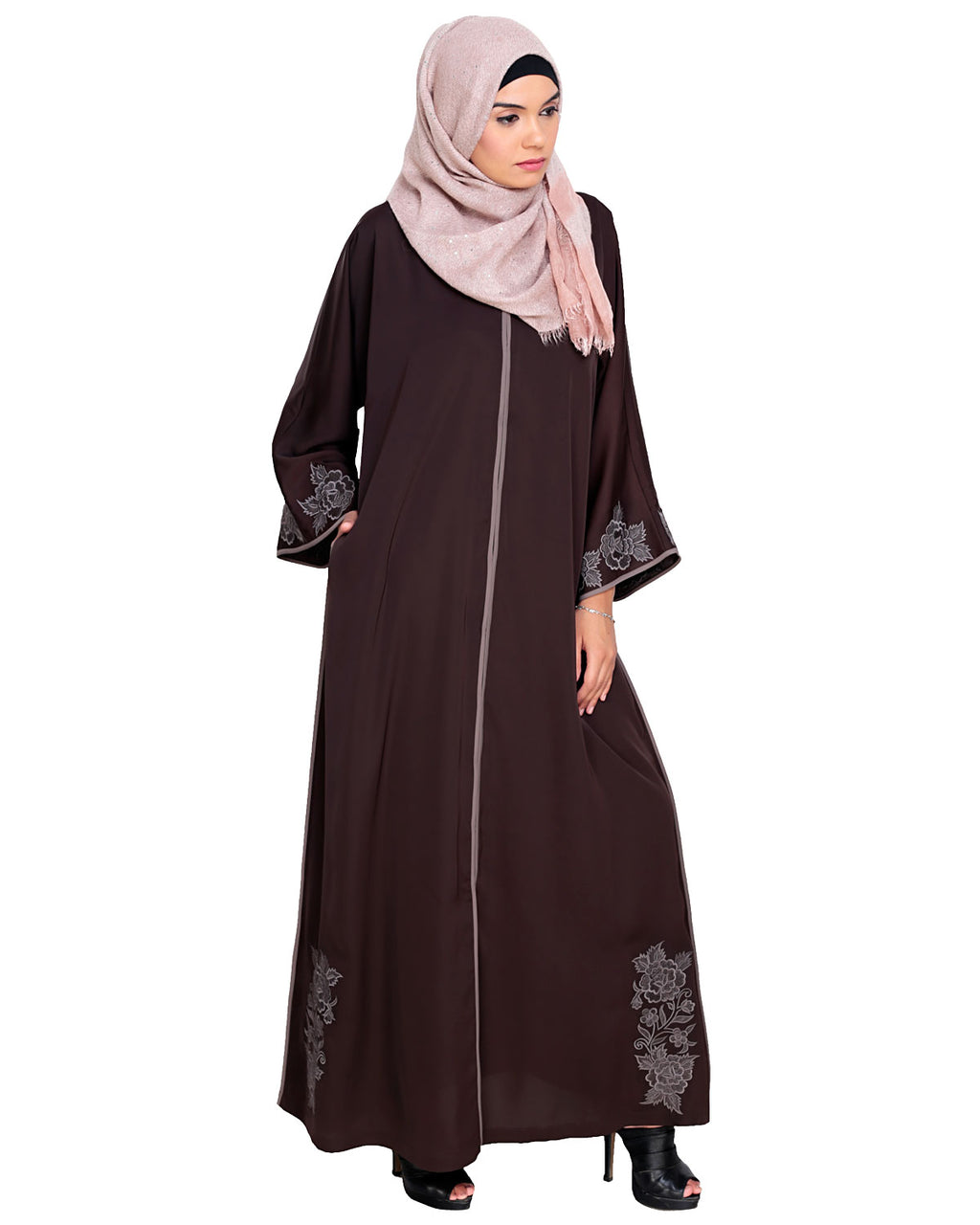 Bewitching Floral Dubai Style Embroidered Abaya