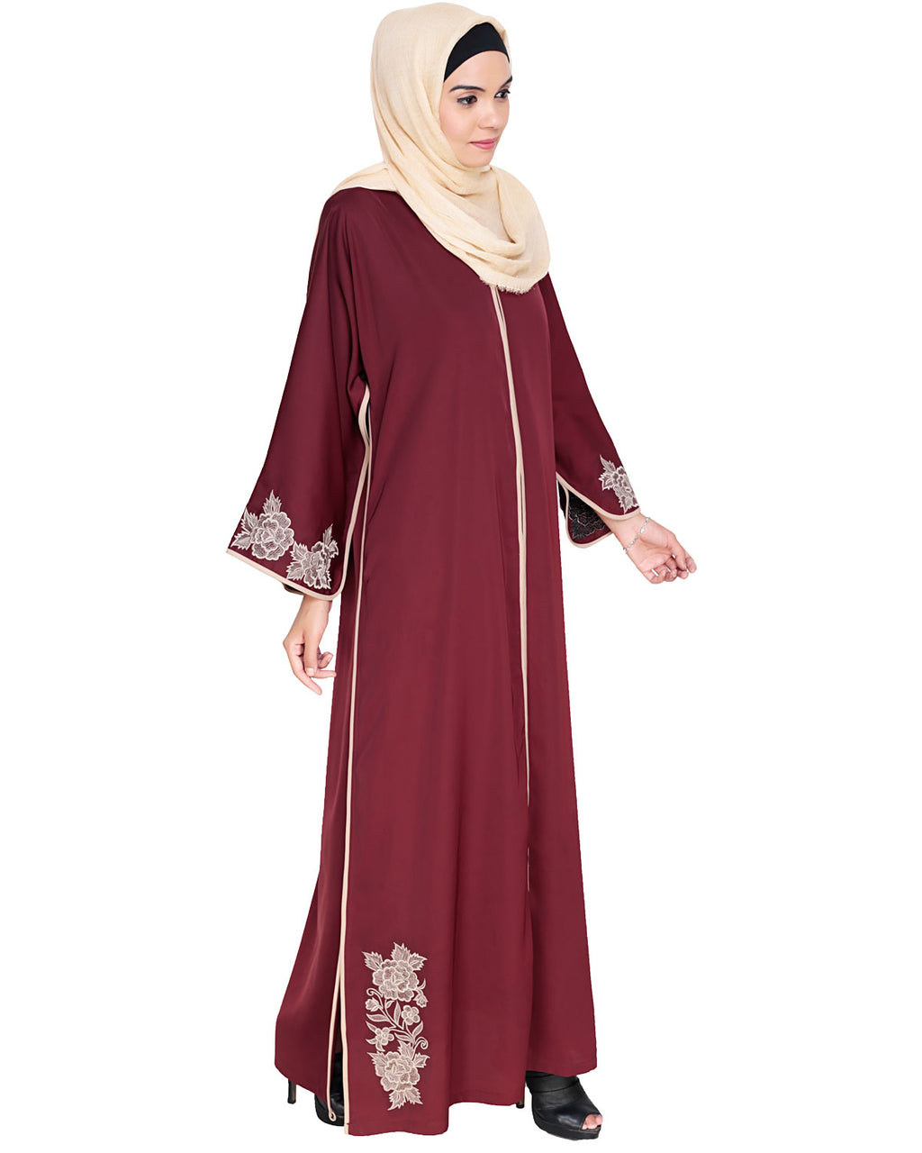 Bewitching Floral Dubai Style Embroidered Abaya