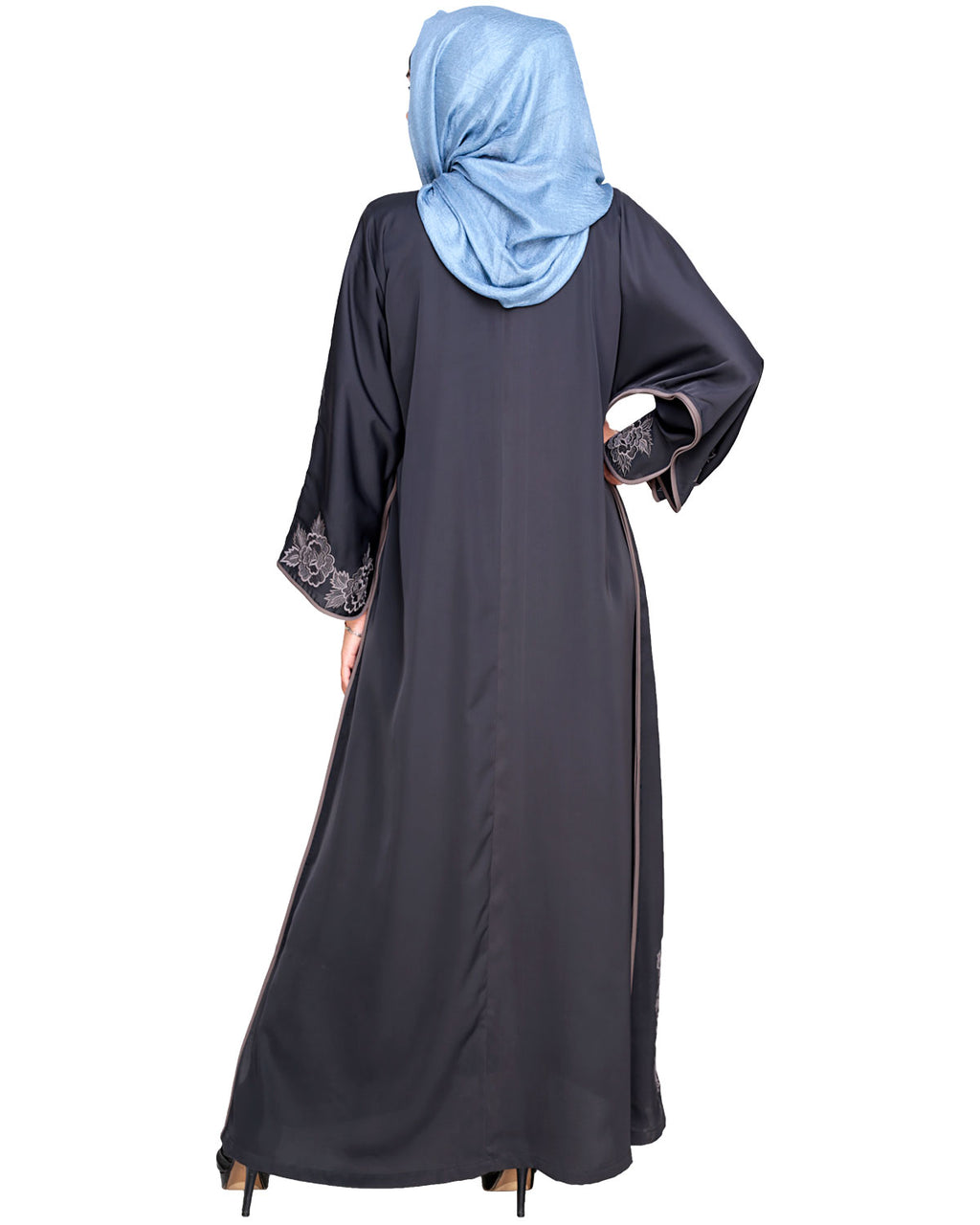 Bewitching Floral Dubai Style Embroidered Abaya
