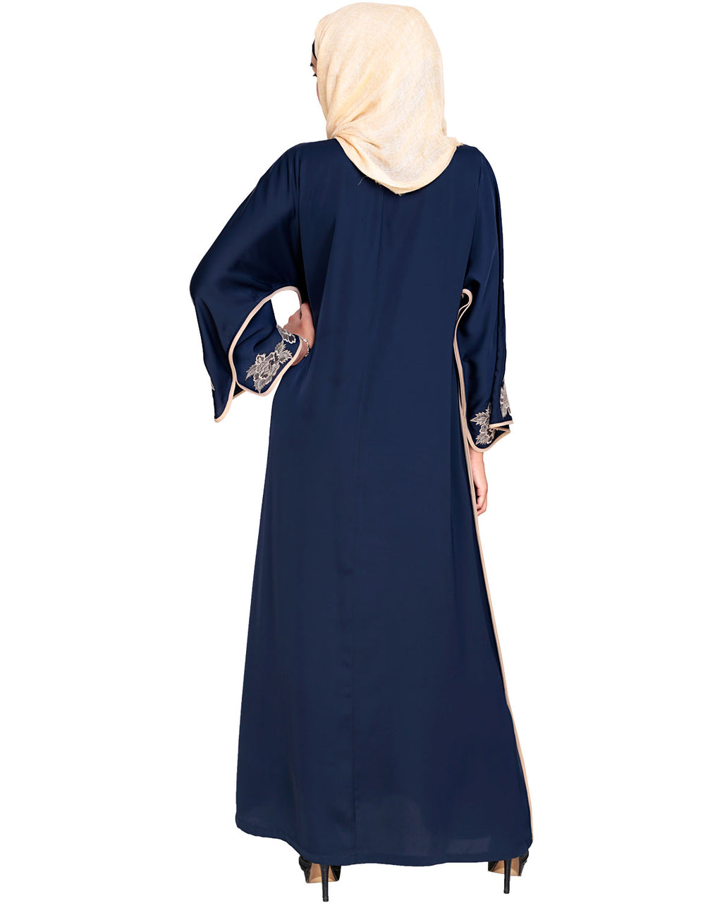 Bewitching Floral Dubai Style Embroidered Abaya
