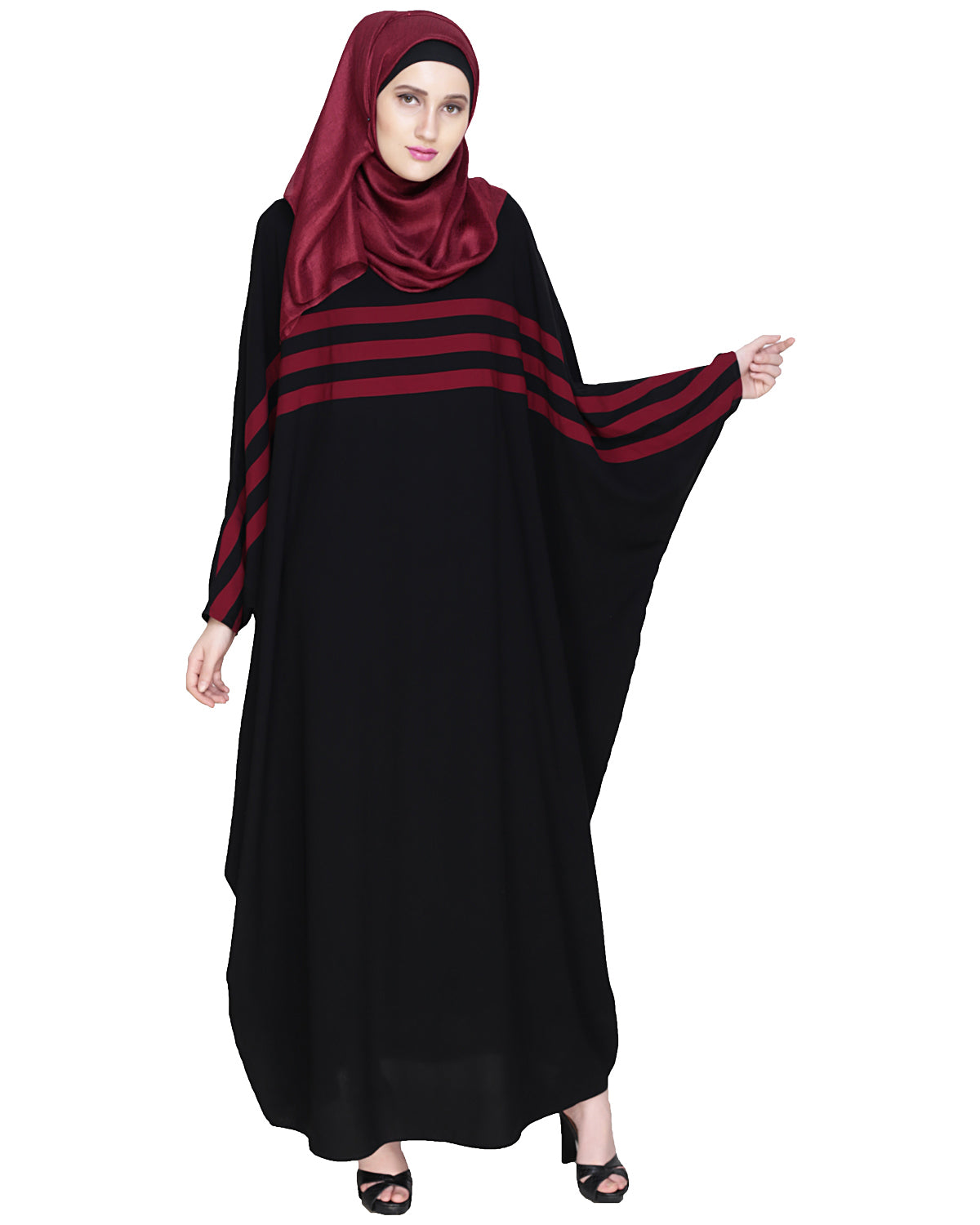Sporty Kaftan With Detailing