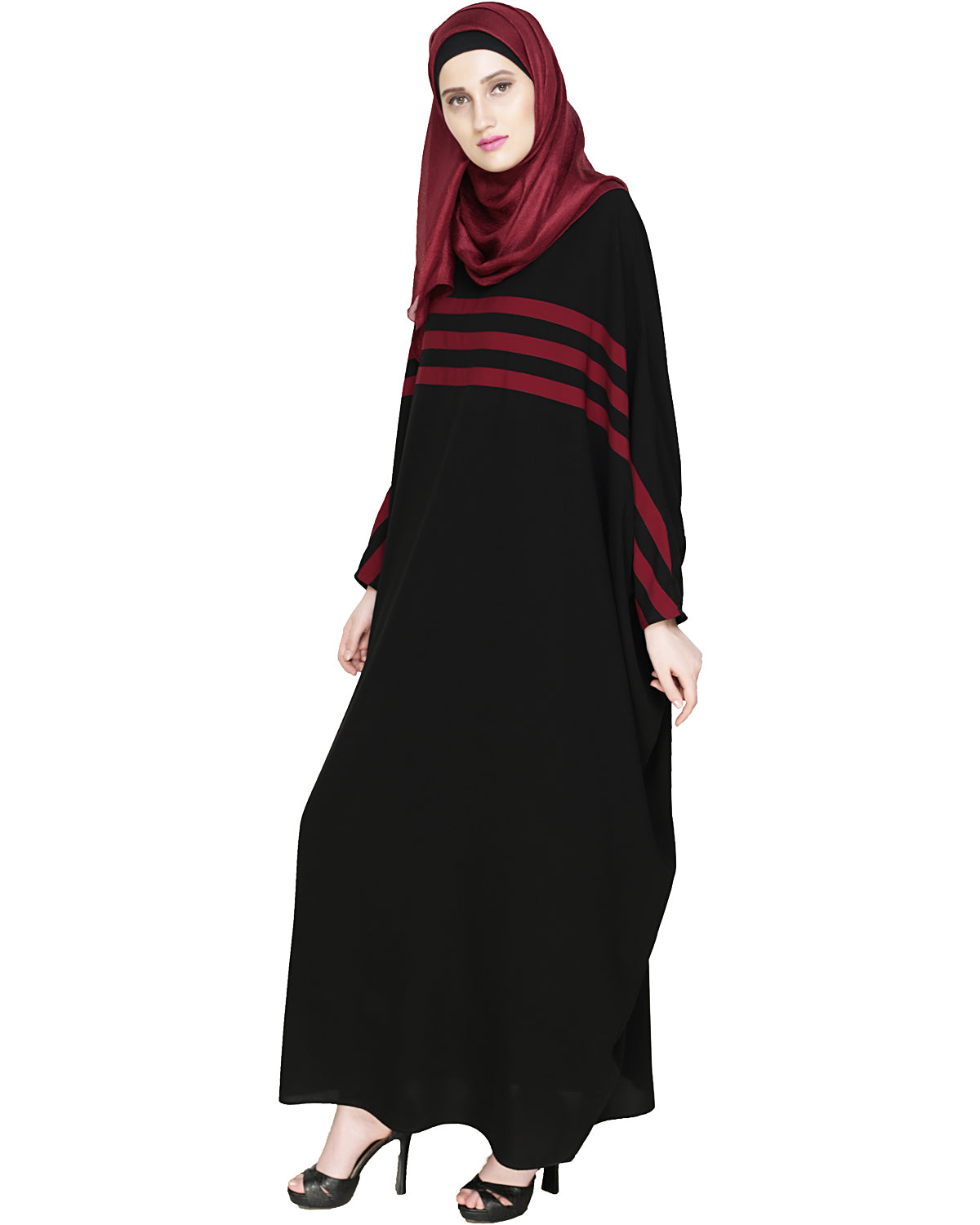 Sporty Kaftan With Detailing