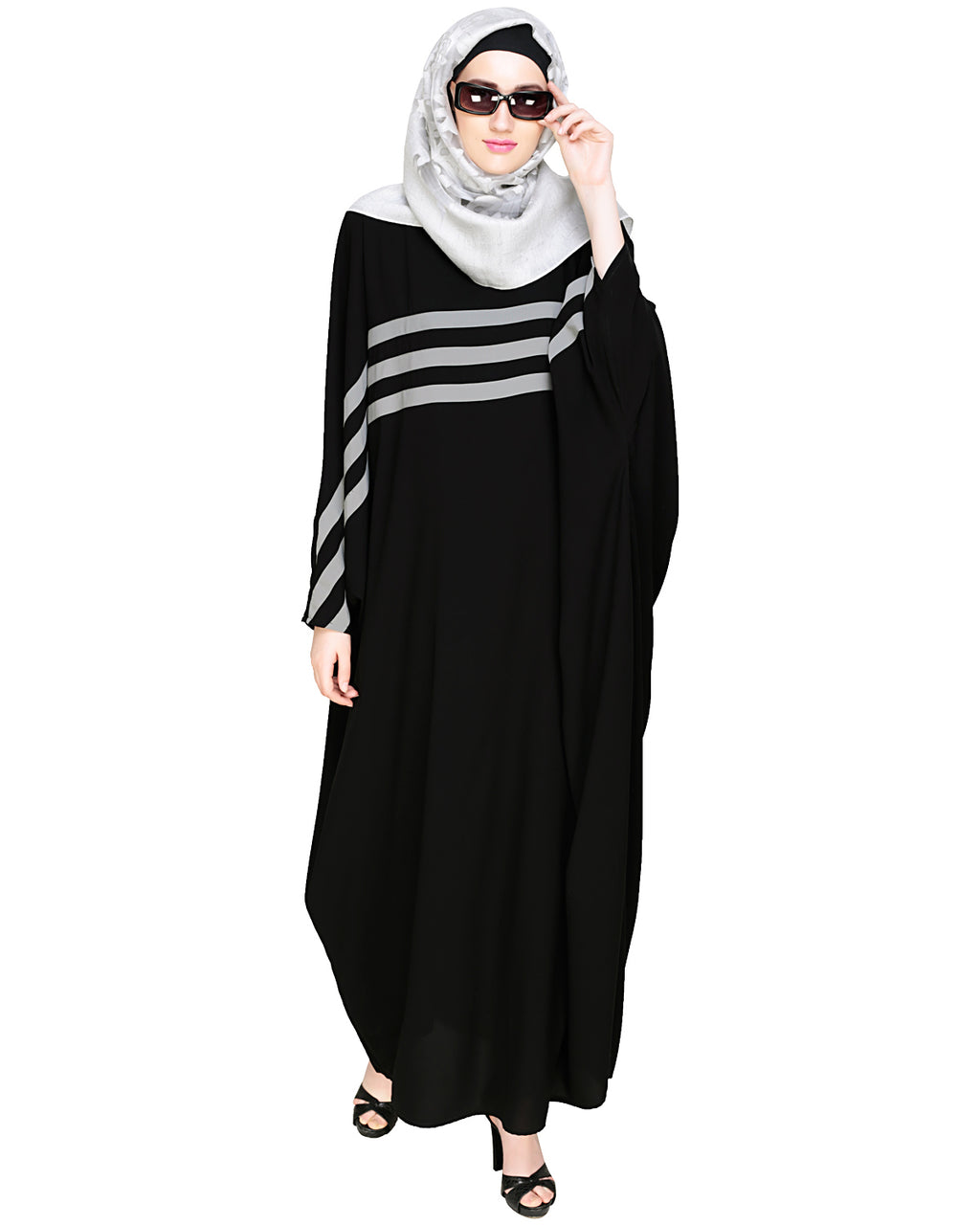 Sporty Kaftan With Detailing