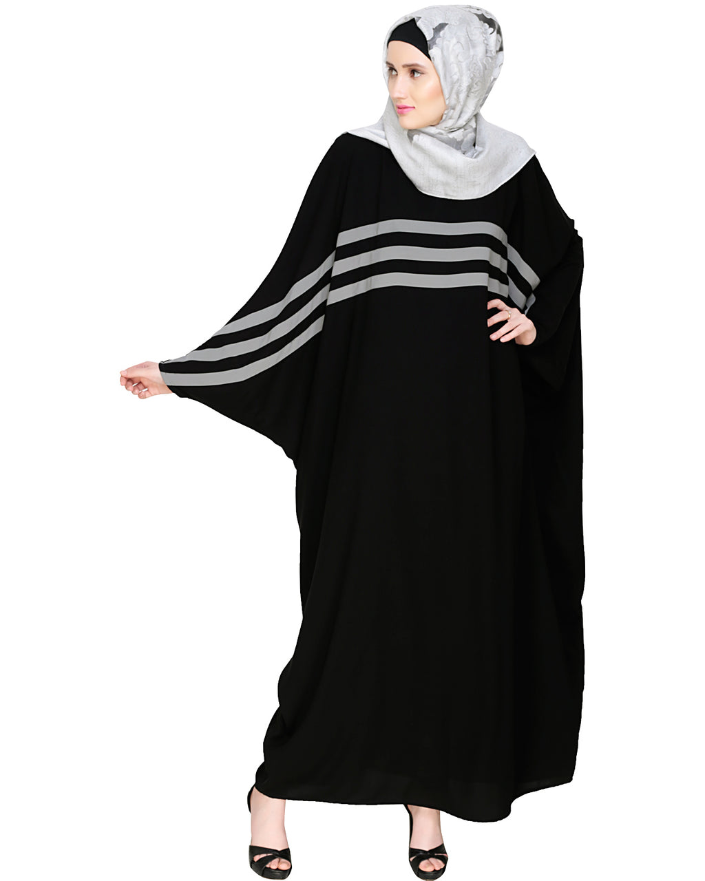 Sporty Kaftan With Detailing