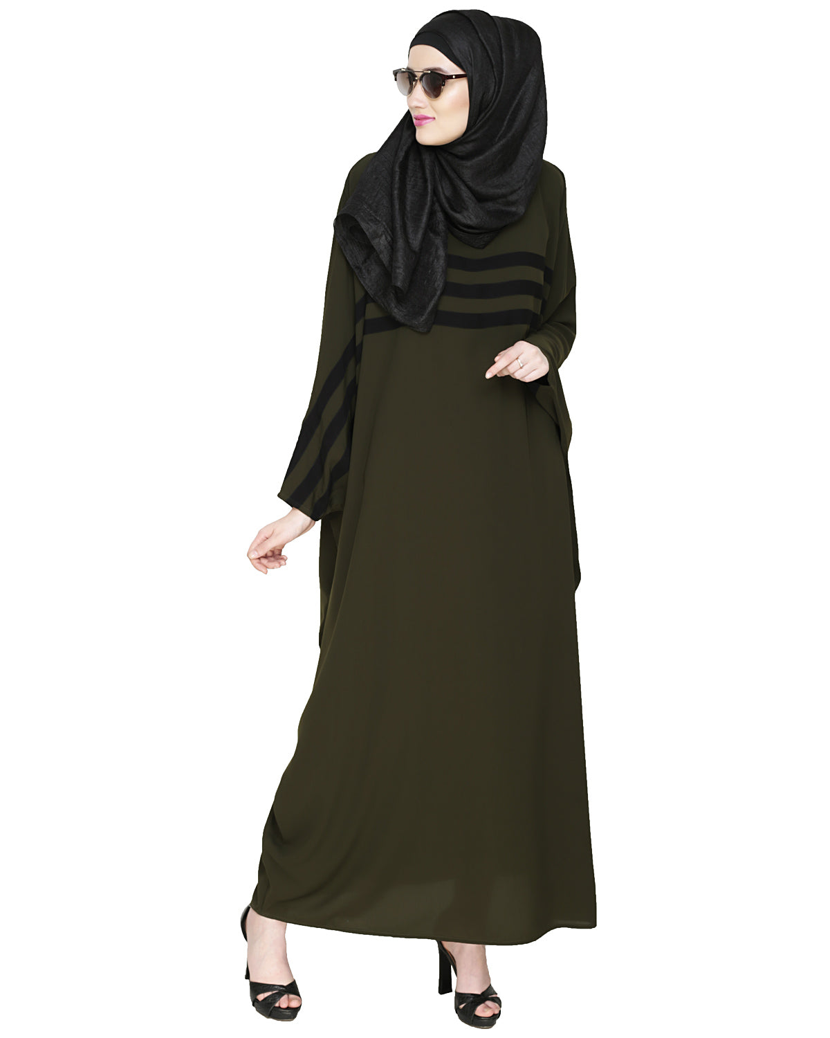 Sporty Kaftan With Detailing