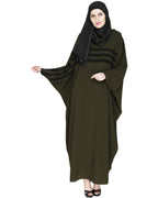 Sporty Kaftan With Detailing