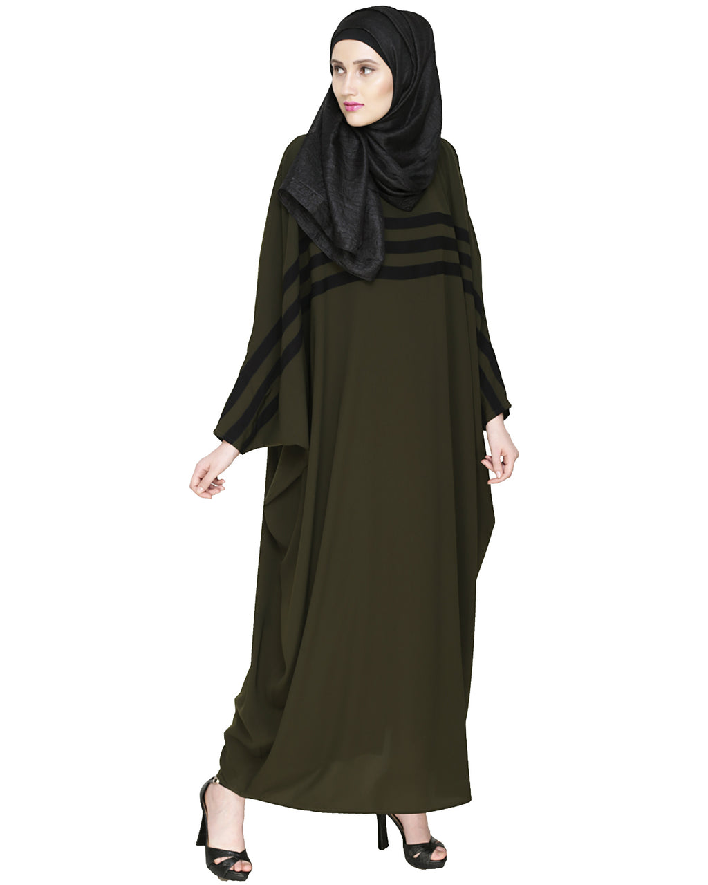 Sporty Kaftan With Detailing