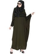 Sporty Kaftan With Detailing