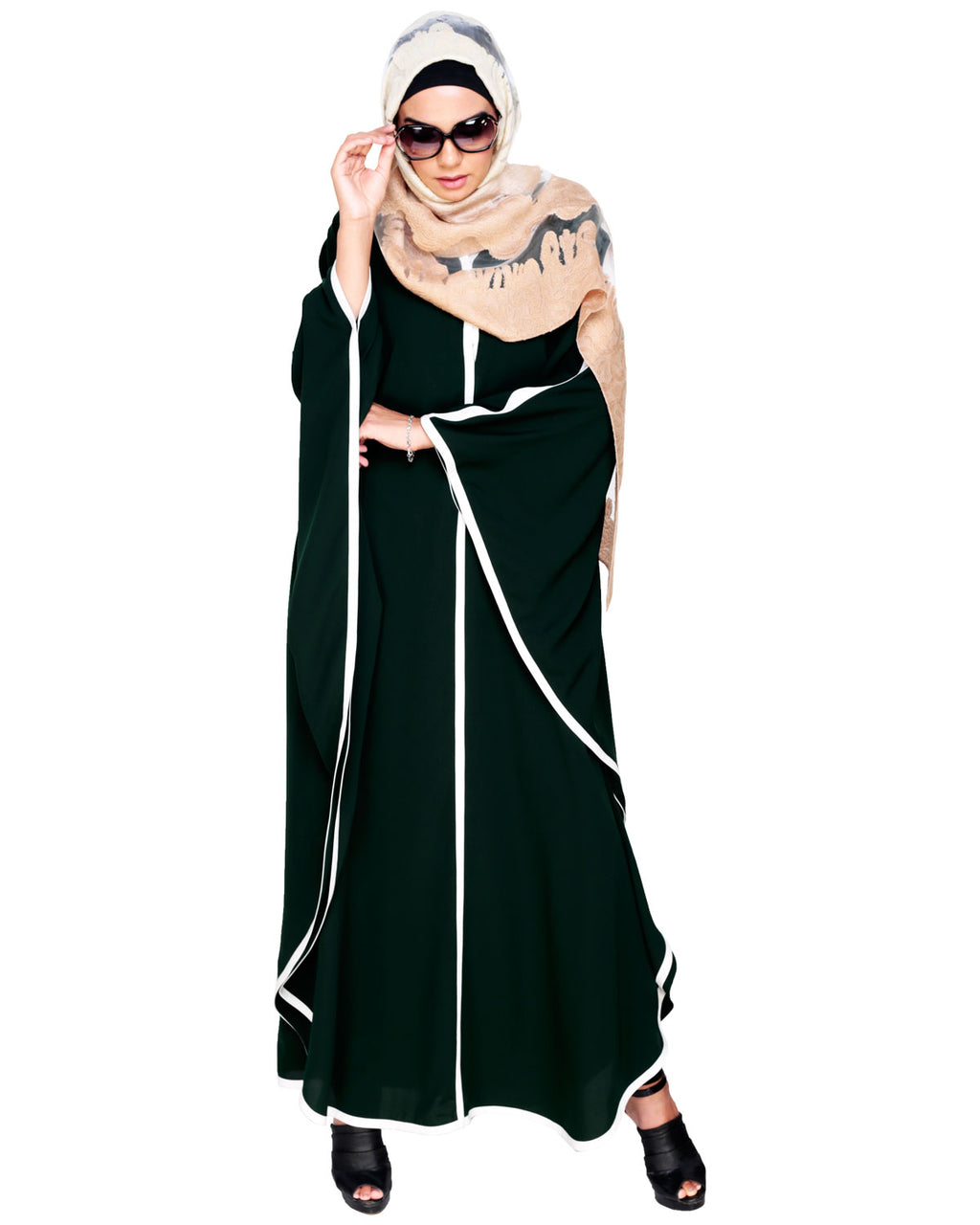 Modish Kaftan With Detailing