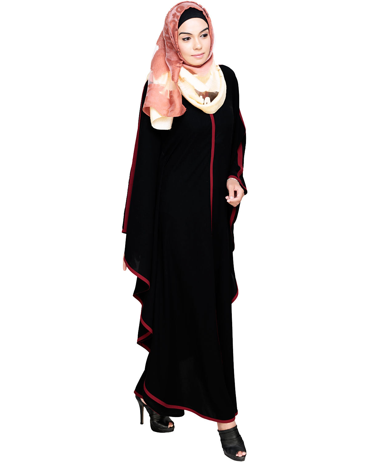 Modish Kaftan With Detailing