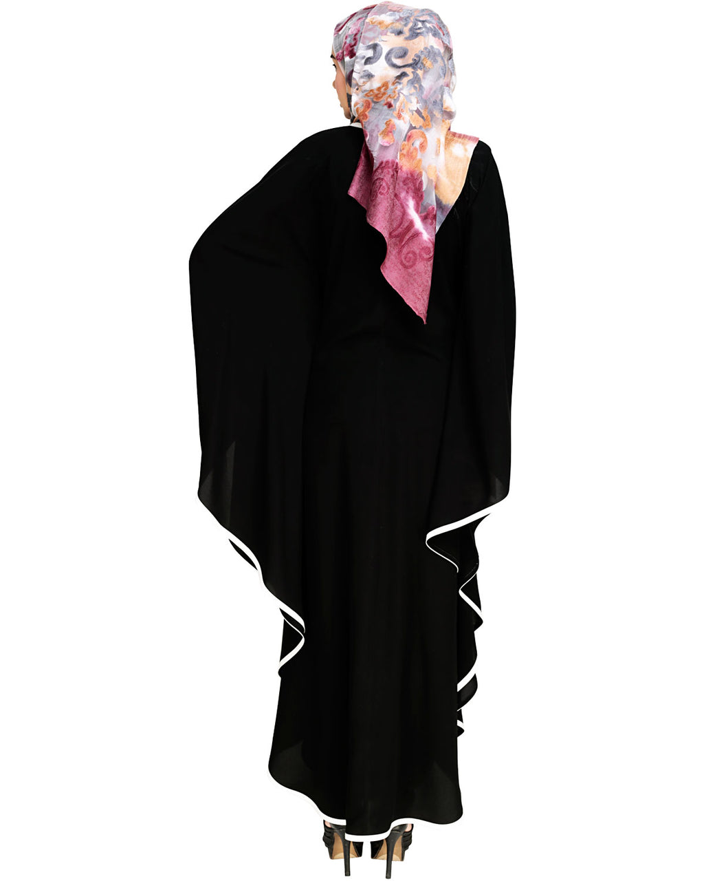 Modish Kaftan With Detailing