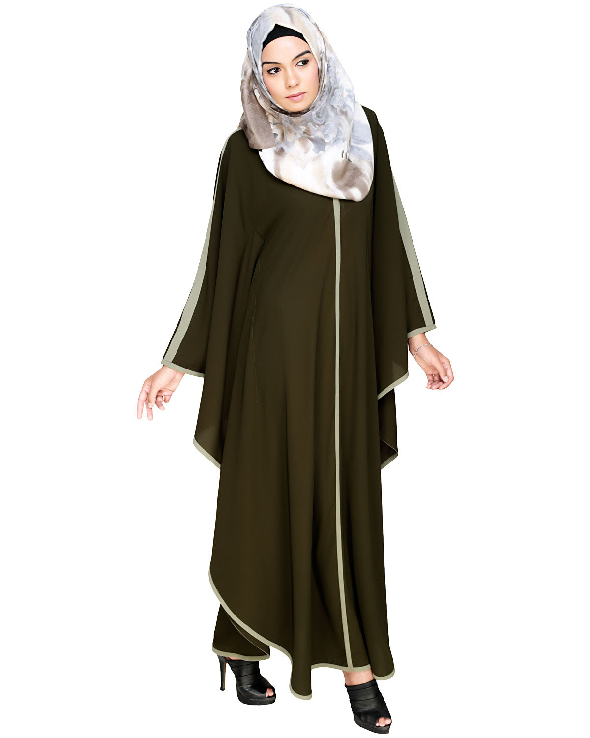 Modish Kaftan With Detailing