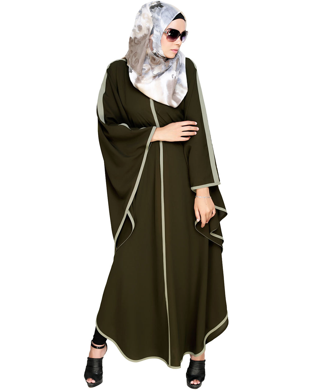 Modish Kaftan With Detailing
