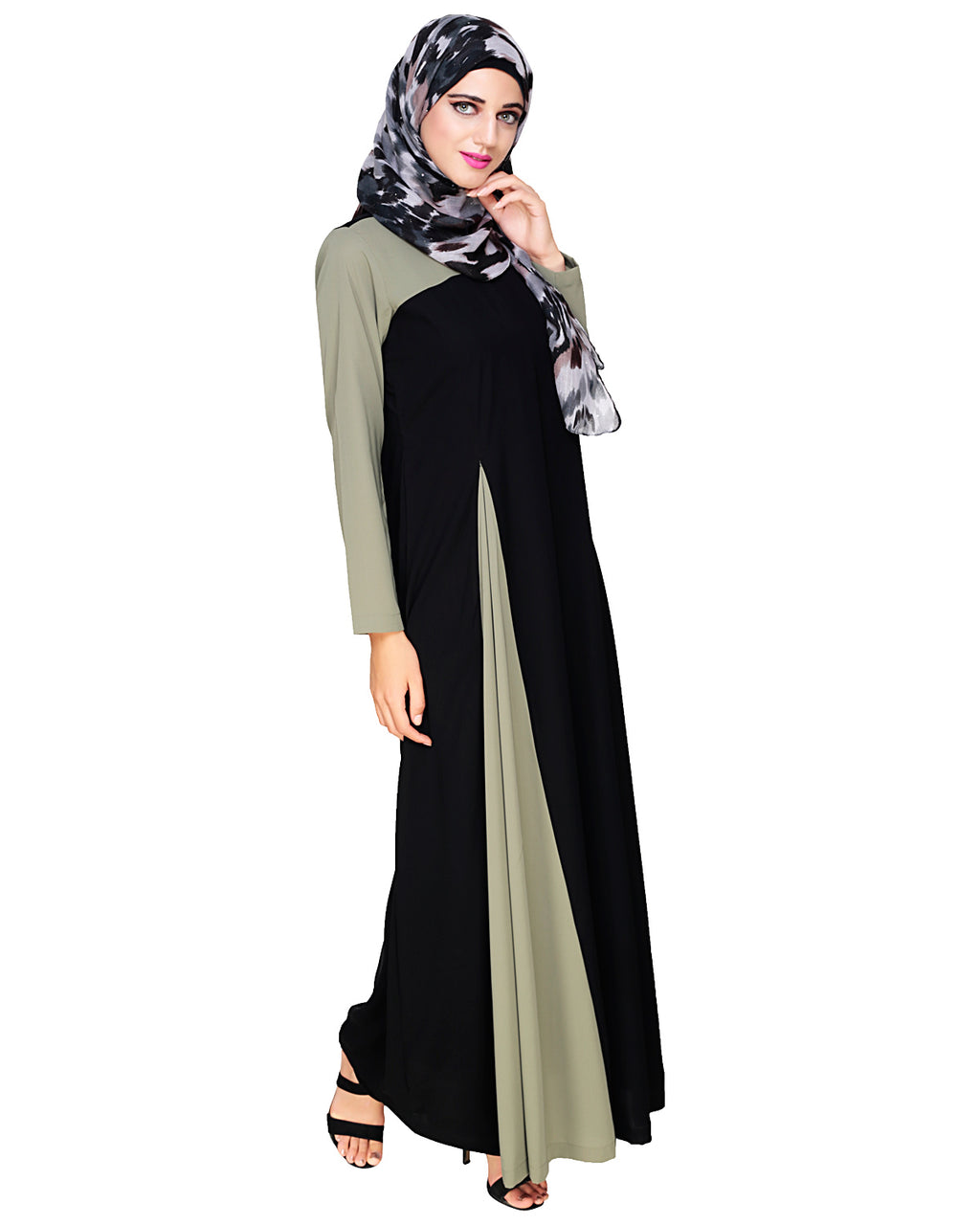 Accordion Side Pleated Abaya