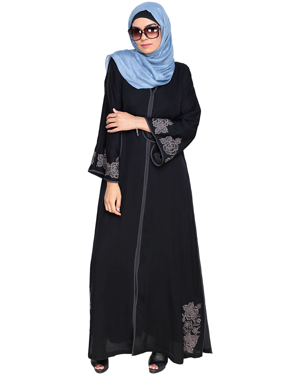 Bewitching Floral Dubai Style Embroidered Abaya