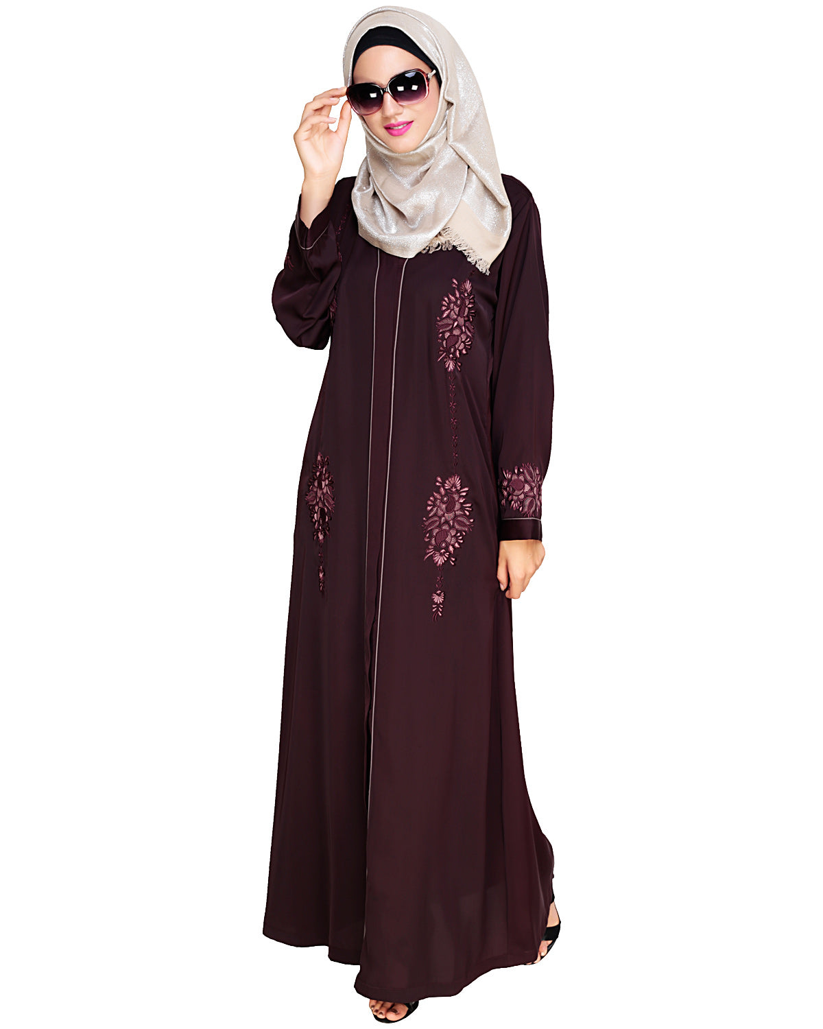 Appealing Floral Embroidery Dubai Style Abaya