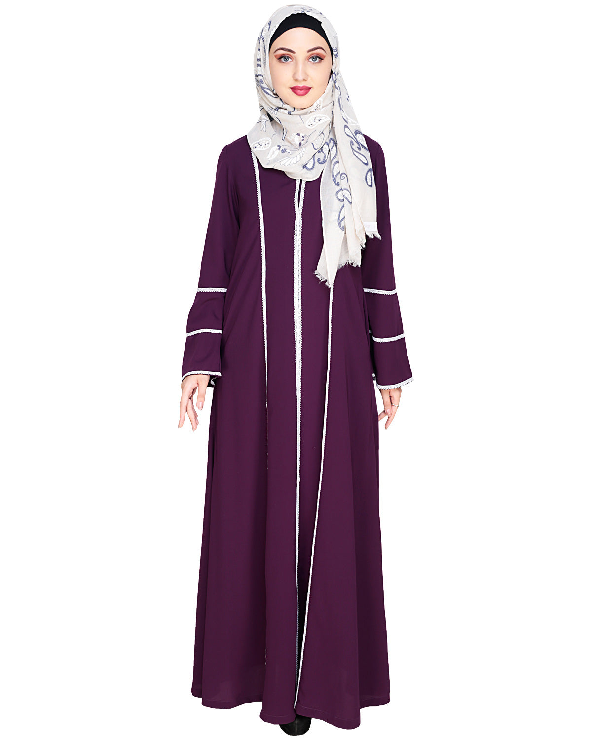 Snazzy Lace Abaya