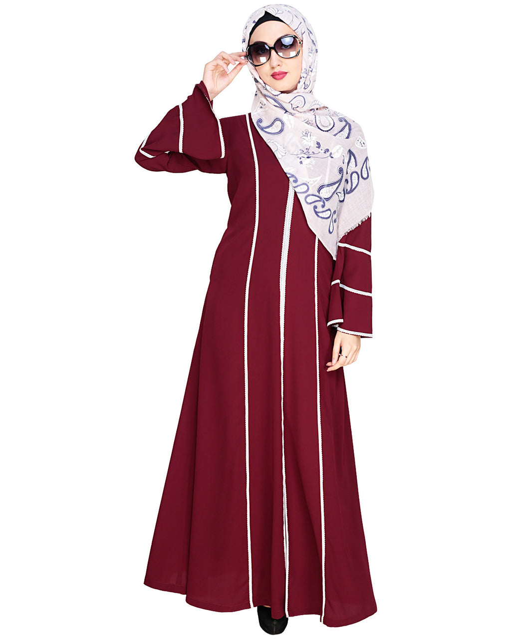 Snazzy Lace Abaya