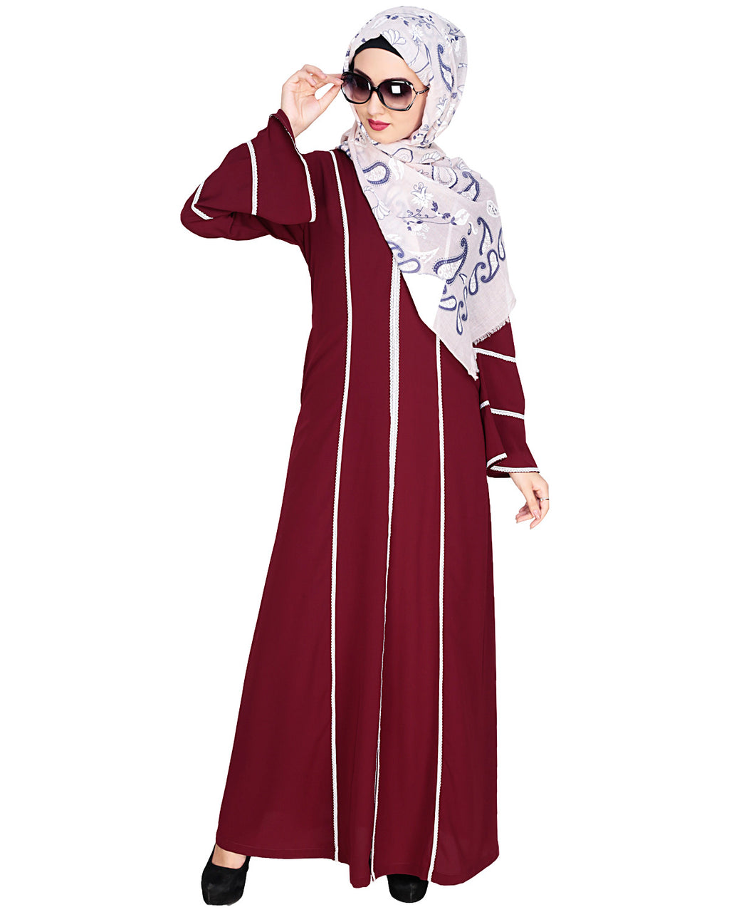 Snazzy Lace Abaya