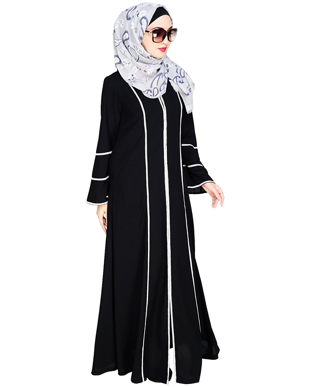Snazzy Lace Abaya