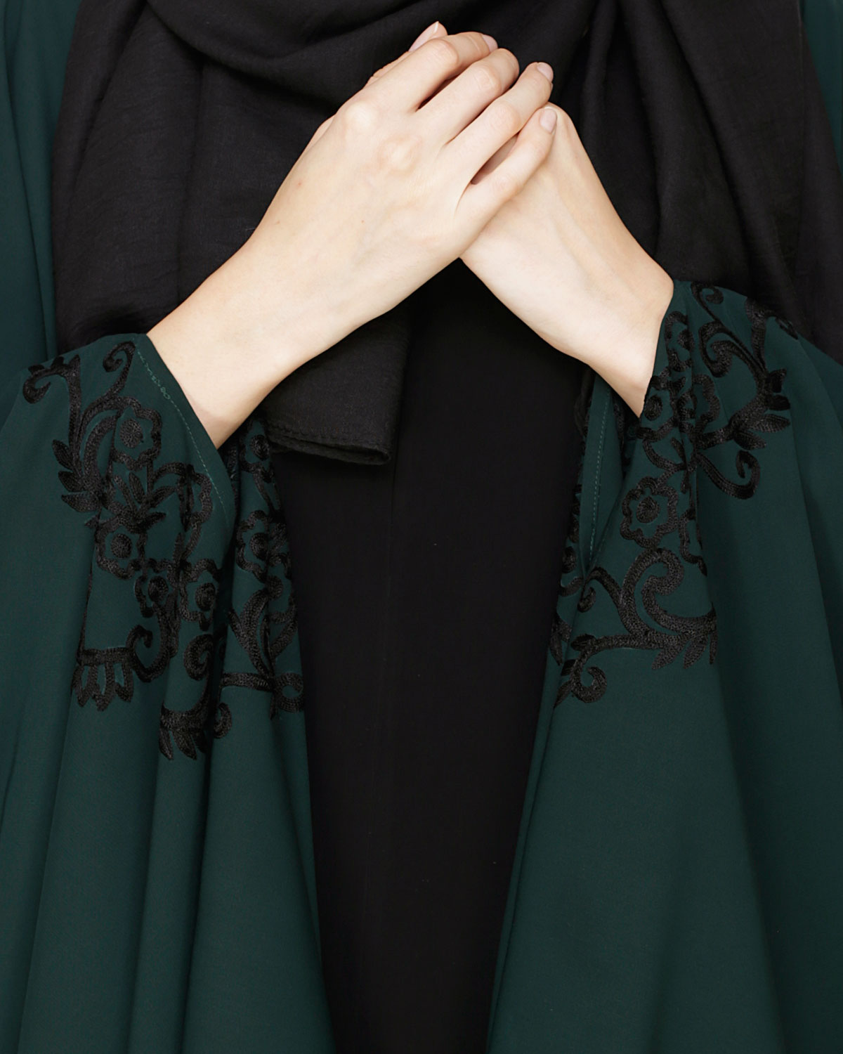 Delicate Embroidered Irani Kaftan