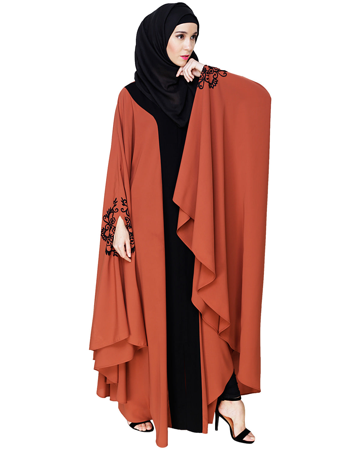 Delicate Embroidered Irani Kaftan