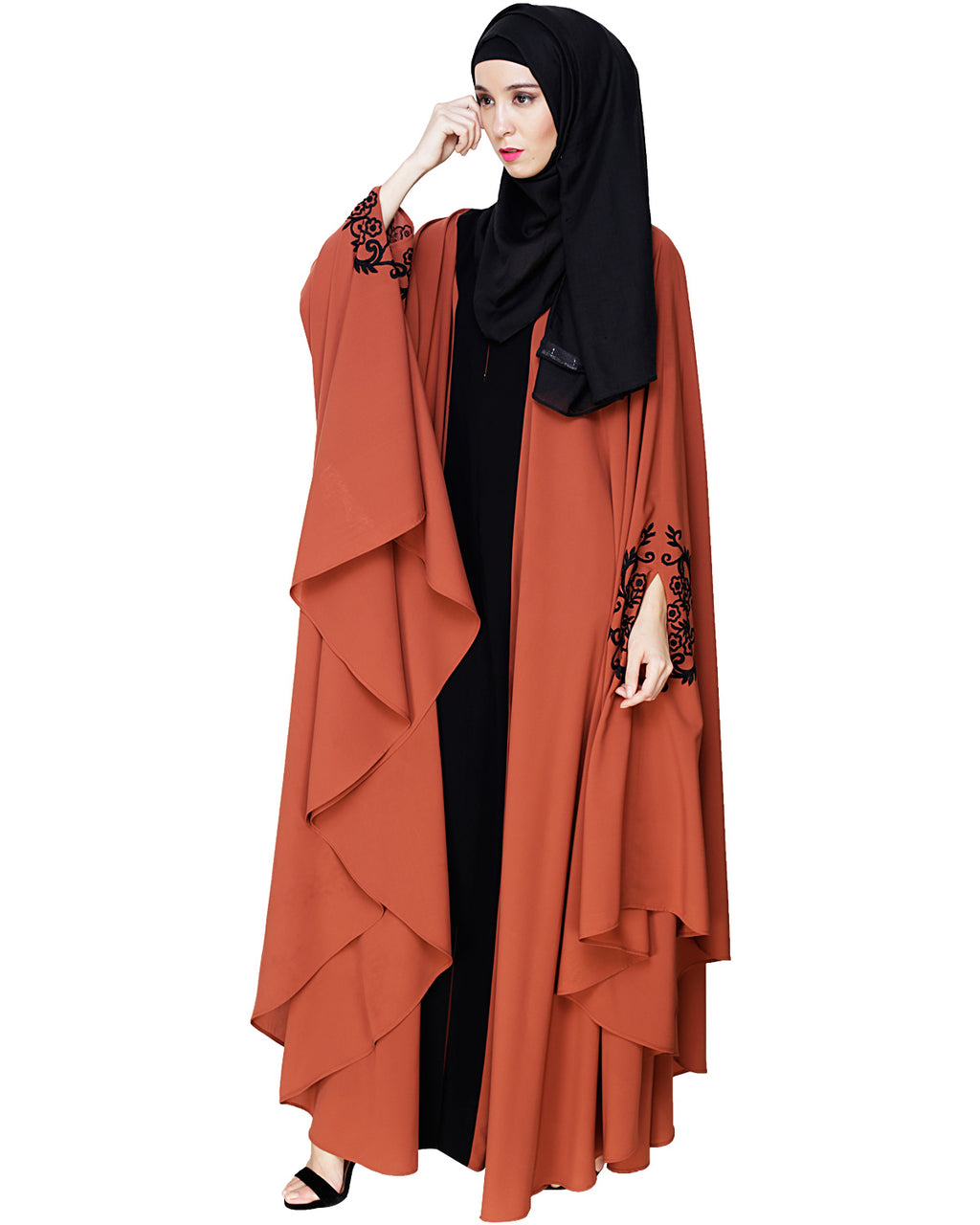 Delicate Embroidered Irani Kaftan