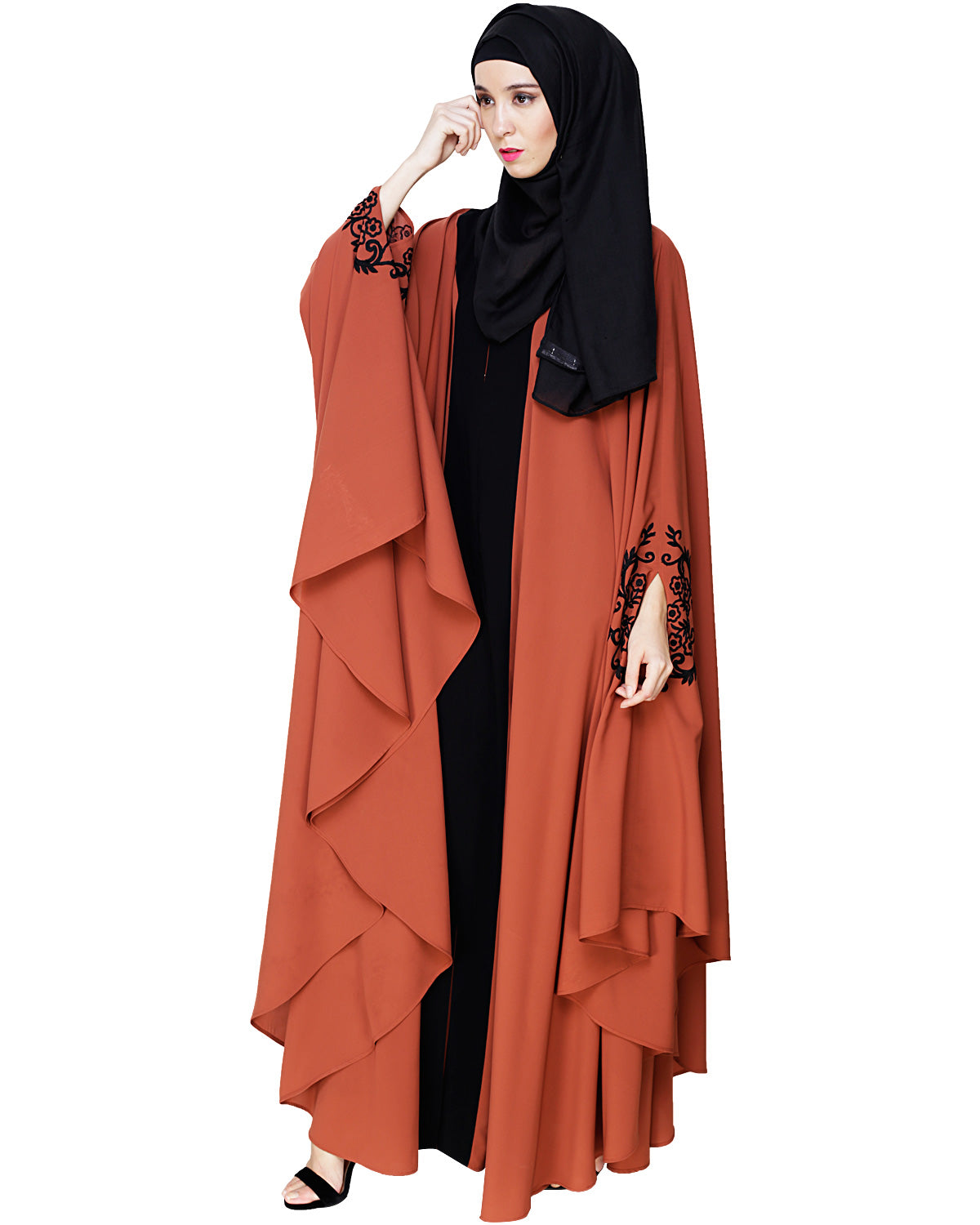 Delicate Embroidered Irani Kaftan