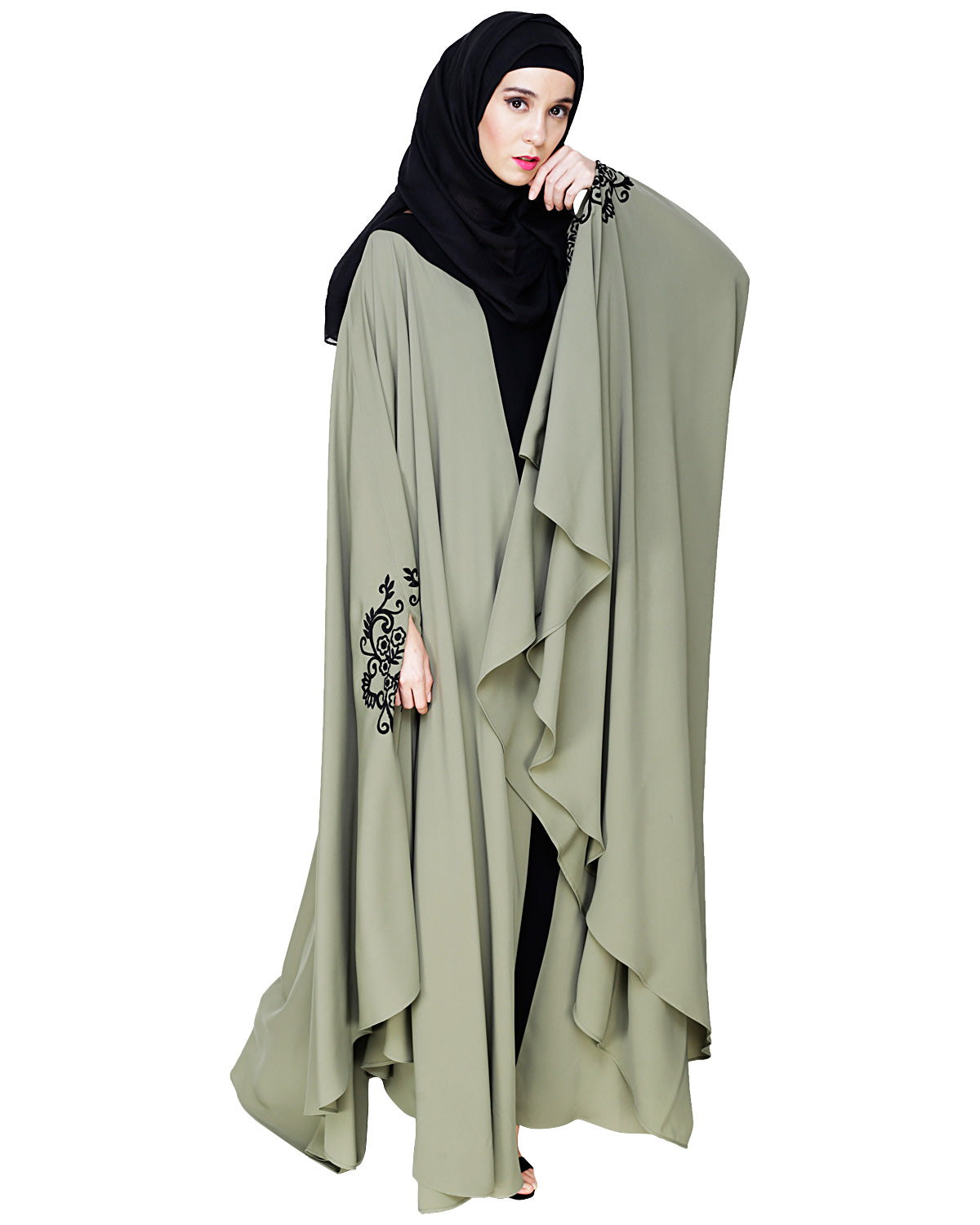 Delicate Embroidered Irani Kaftan