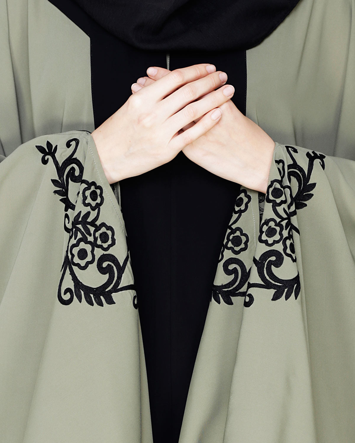 Delicate Embroidered Irani Kaftan